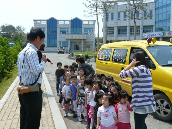 어린이“꽃 가꾸기”행사 개최  2